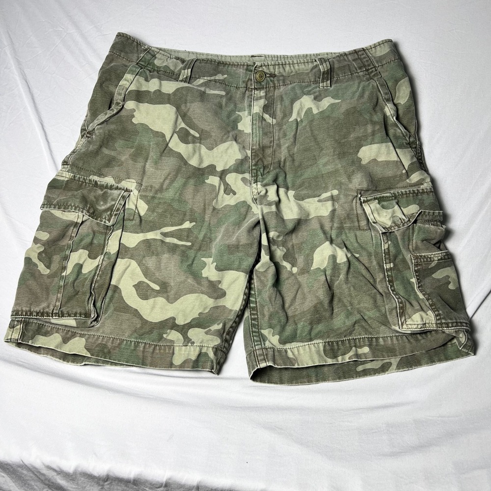 Faded Glory Mens Green Camo Cargo Shorts Size 38 Cotton FM12351C